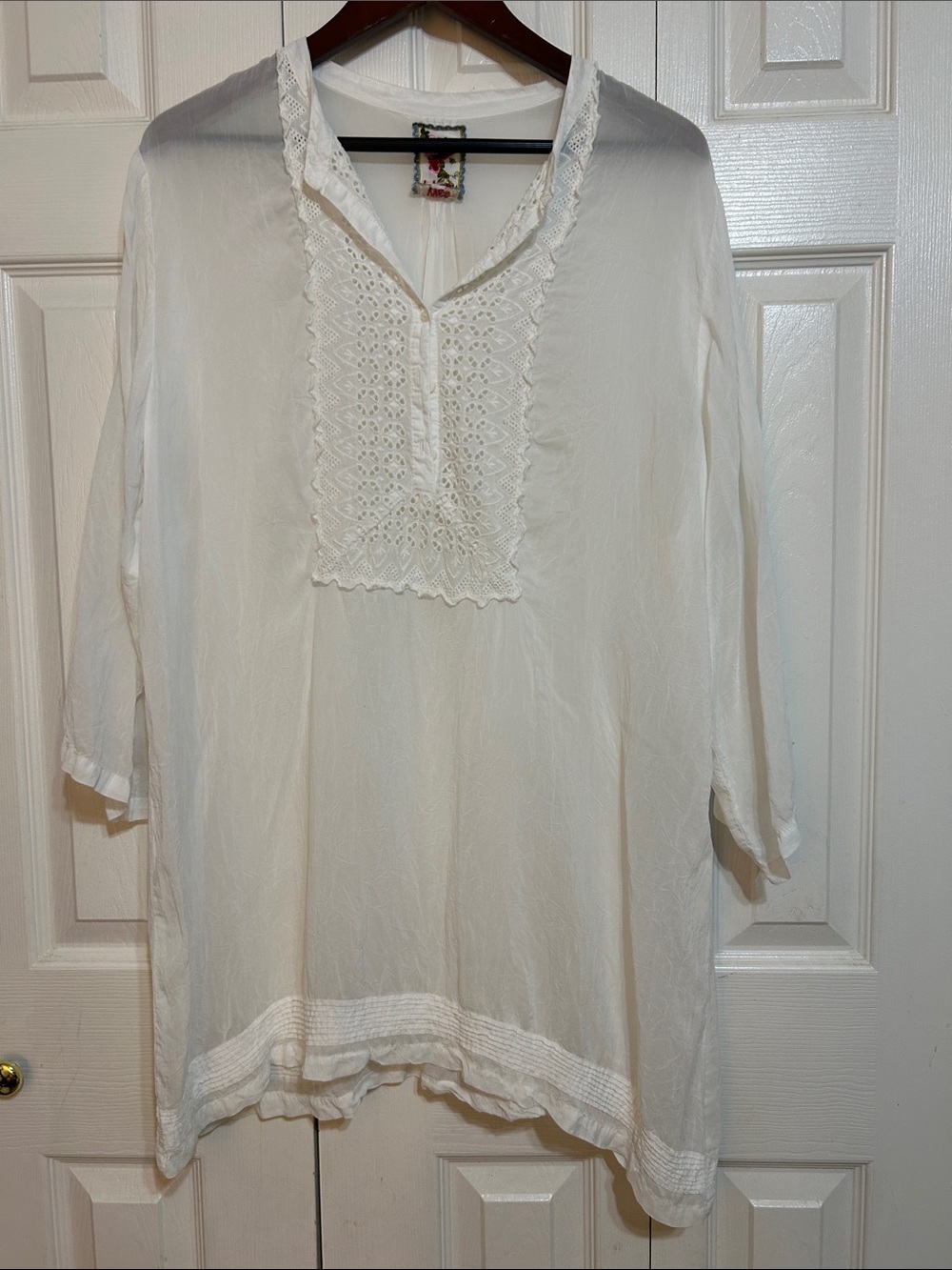 Johnny Was White Eyelet V-Neck Tunic
